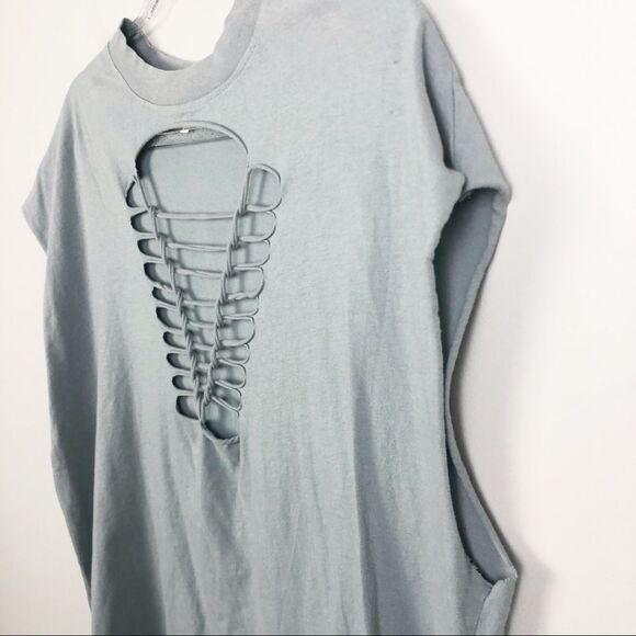 TRULY MADLY DEEPLY | Super Oversized Cutout Muscle Tee Sleeveless Women’s XS - Picture 2 of 6